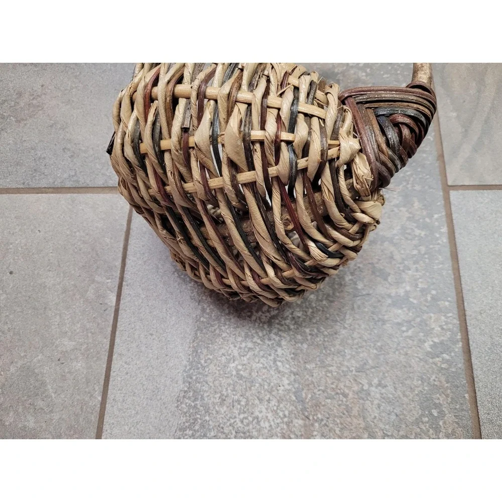 American Folk Primitive‎ Twig Handle Buttocks Handwoven Gathering Basket Branch